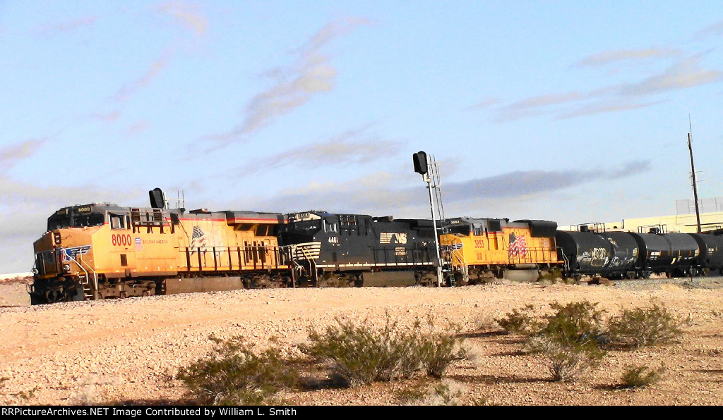 WB Manifest Frt at Erie NV W-MdTrnSlv  -3